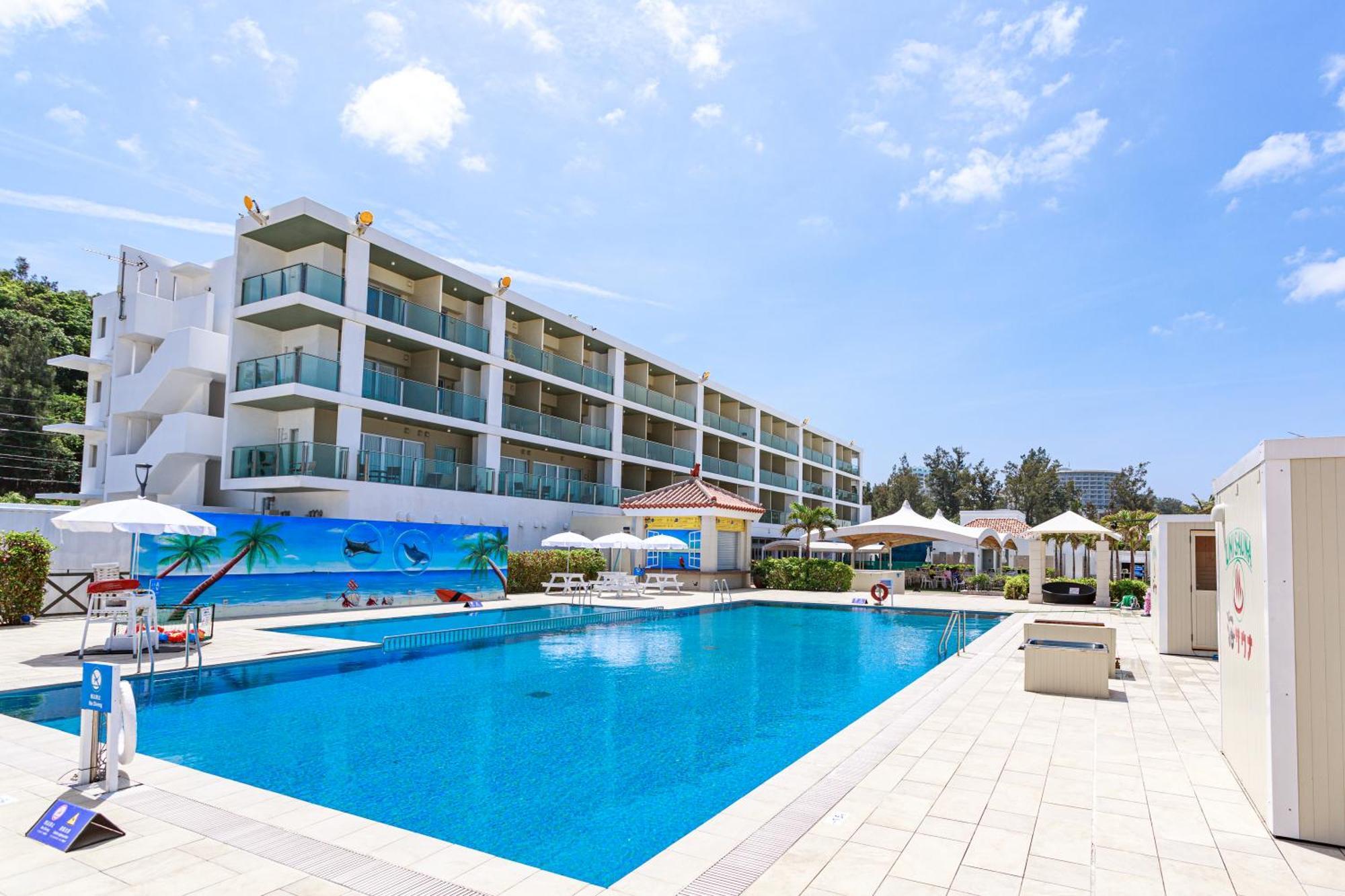 Kariyushi Lch. Resort Nago Exteriér fotografie